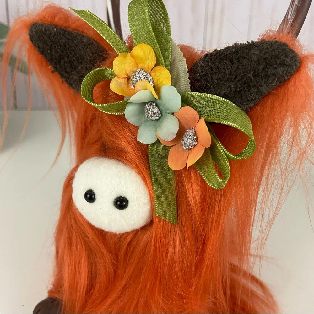 Handmade Highland Cow Rust Faux Fur Leather Ears Clay Hooves Horns Floral Bow - Picture 9 of 13